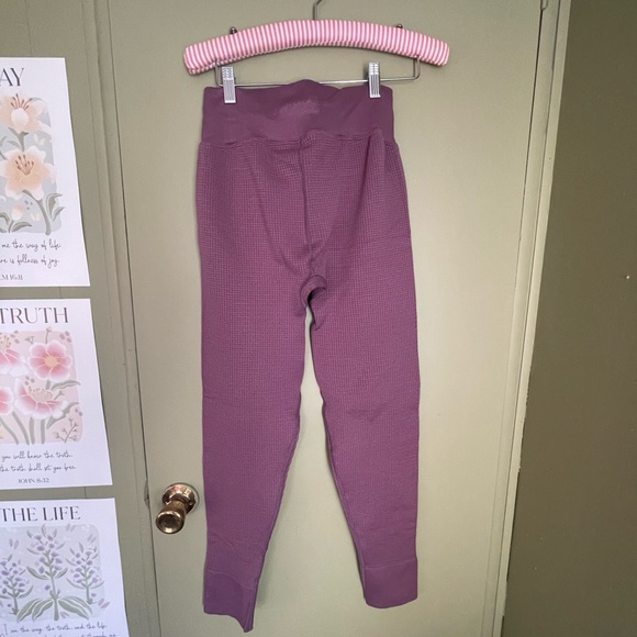 PINK Active Thermal Waffle Knit Joggers Sz M - Picture 5 of 6